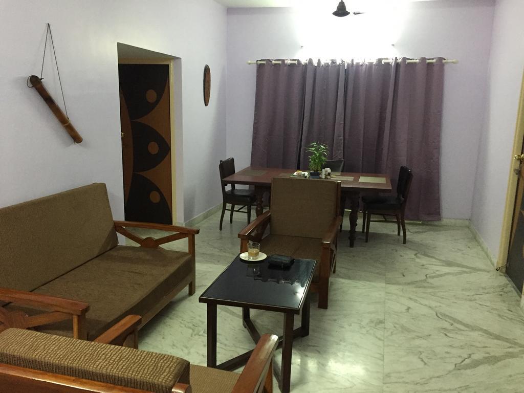 Nalanda Tulip Apartment Kolkata Bagian luar foto