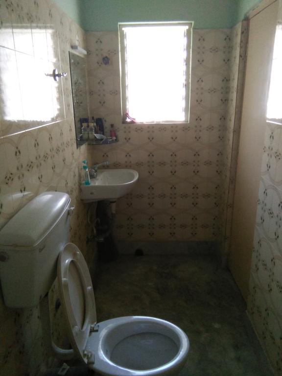 Nalanda Tulip Apartment Kolkata Bagian luar foto