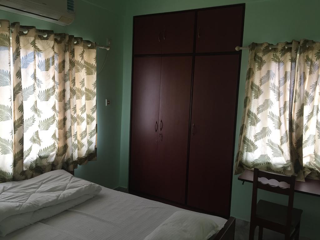 Nalanda Tulip Apartment Kolkata Bagian luar foto